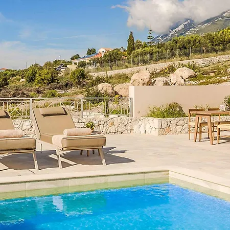 Cape Eleni فيلة *